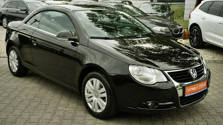 VOLKSWAGEN Eos -