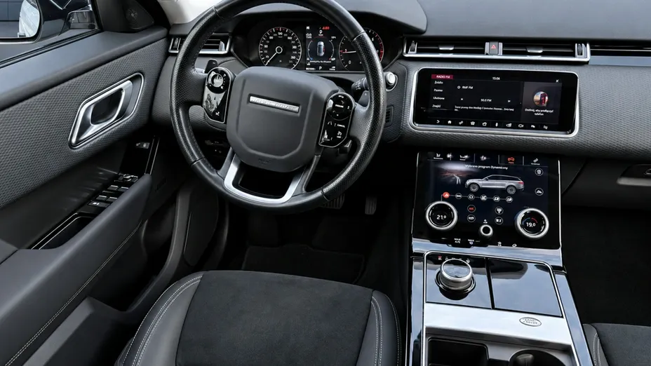 LAND ROVER Range Rover Velar -