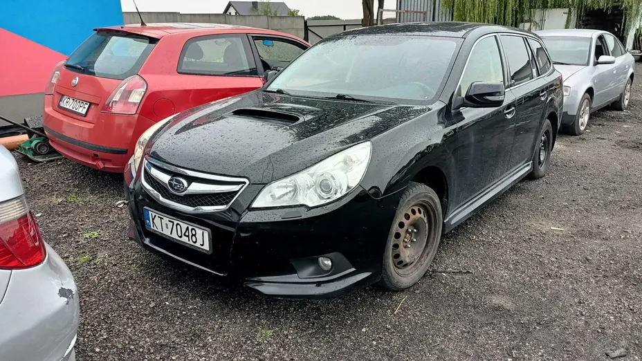 SUBARU Legacy -