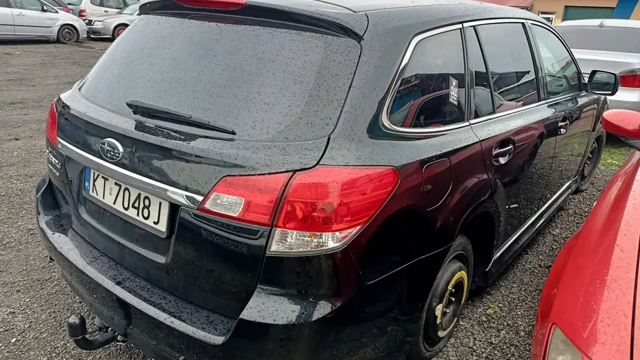SUBARU Legacy -