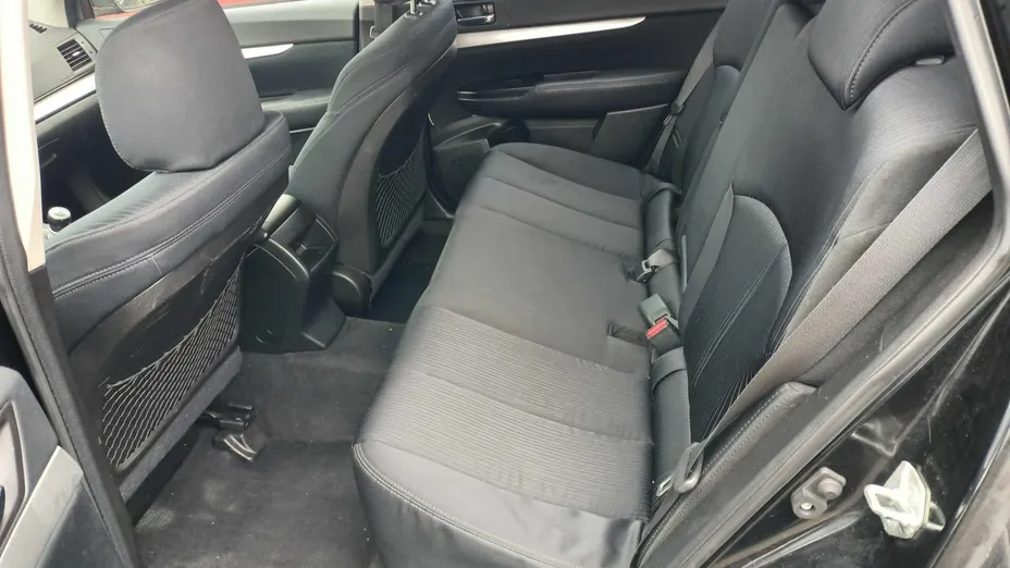 SUBARU Legacy -