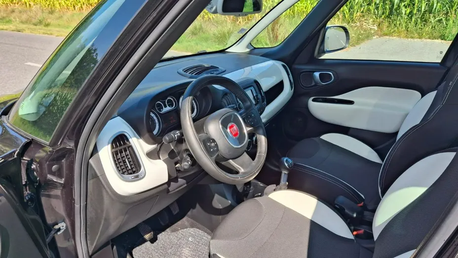 FIAT 500L -