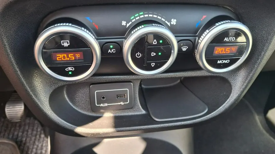 FIAT 500L -