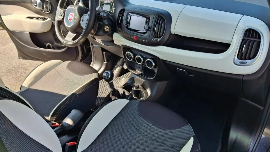 FIAT 500L -