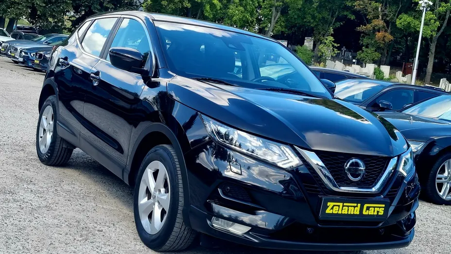 NISSAN Qashqai -