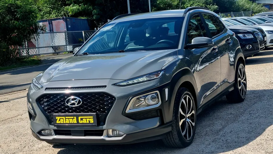 HYUNDAI Kona -