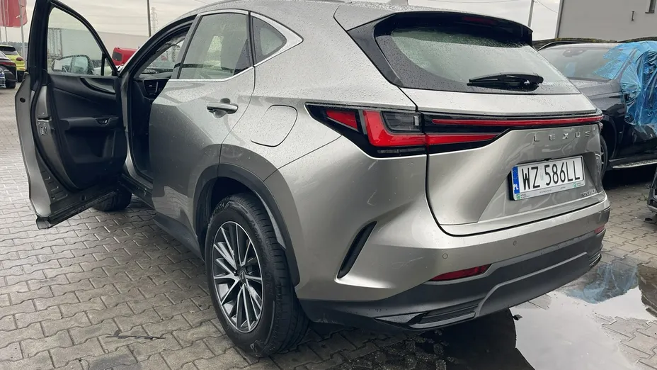 LEXUS NX -
