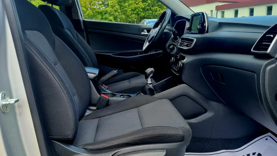 HYUNDAI Tucson -