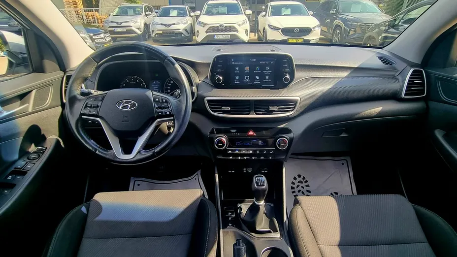 HYUNDAI Tucson -