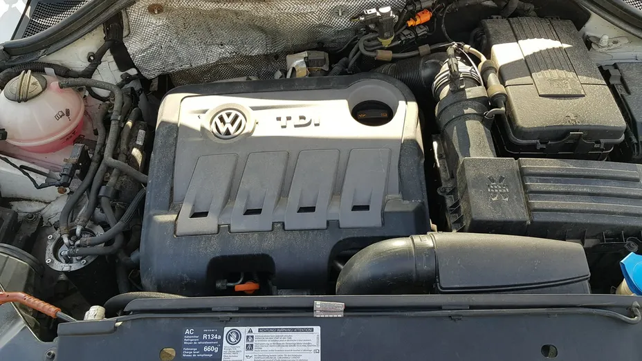 VOLKSWAGEN Tiguan -