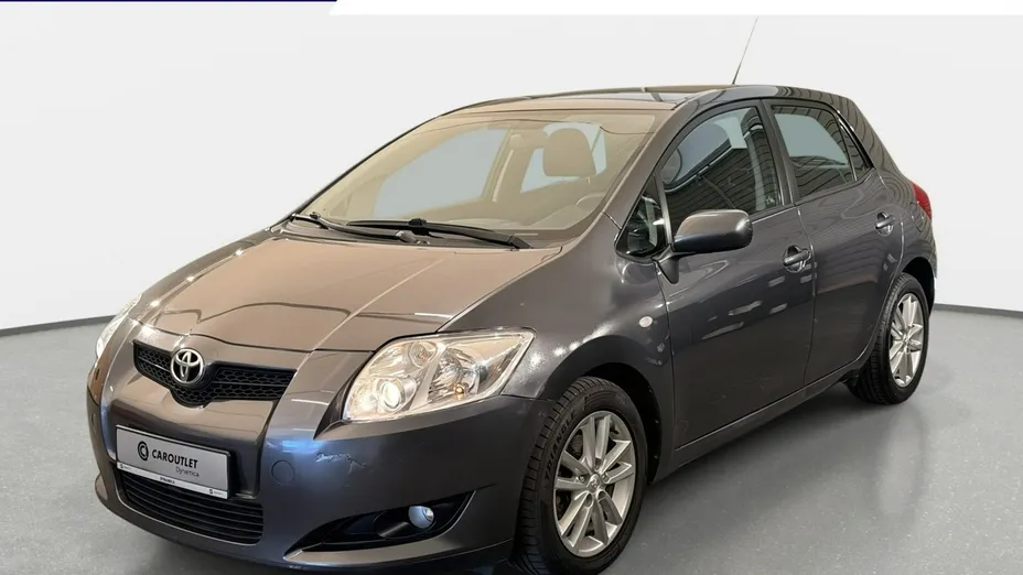 TOYOTA Auris -