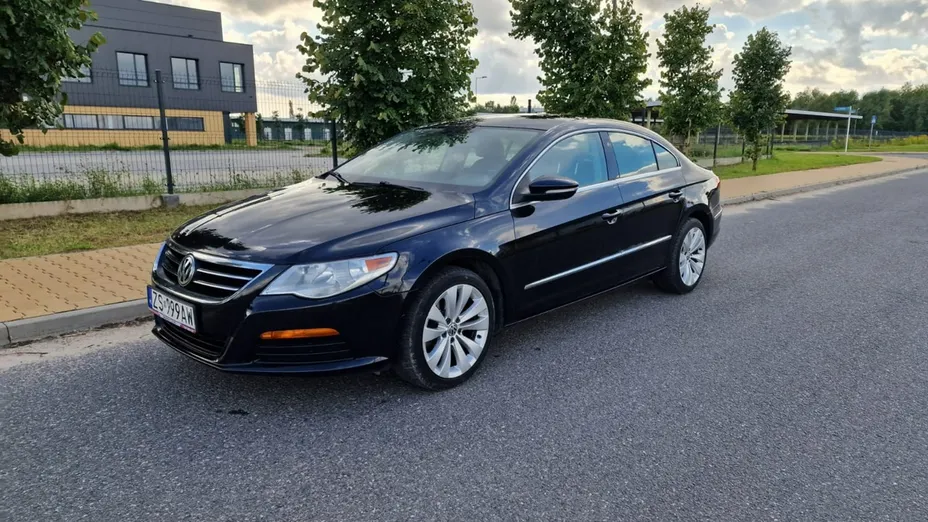VOLKSWAGEN Passat CC -