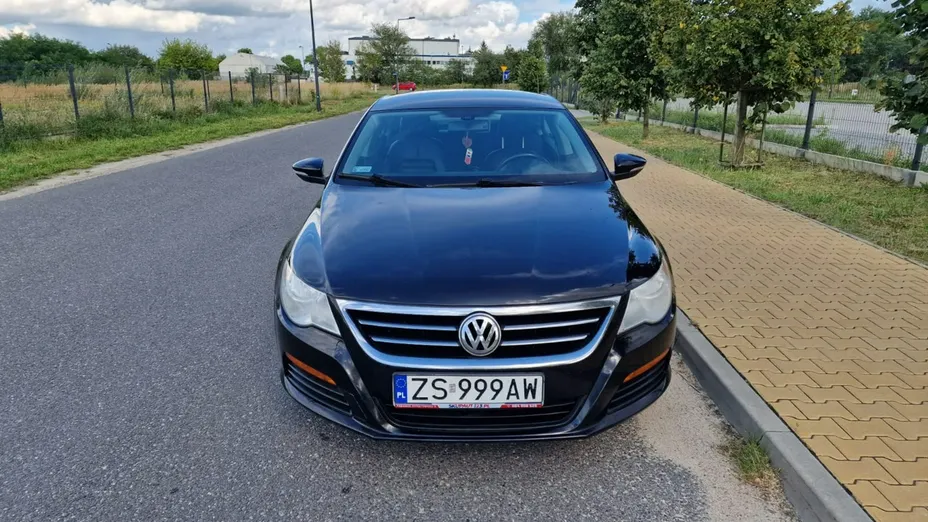 VOLKSWAGEN Passat CC -