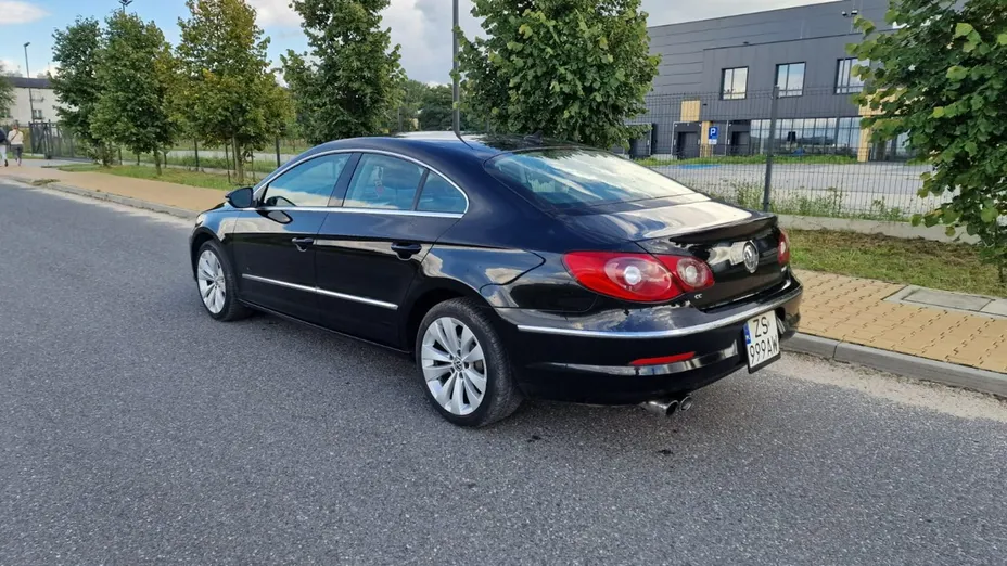 VOLKSWAGEN Passat CC -