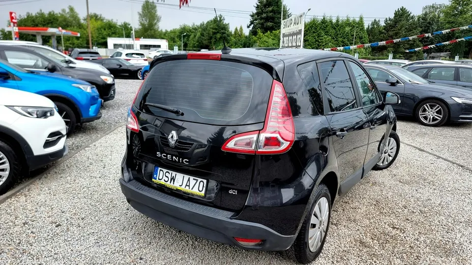 RENAULT Scenic -