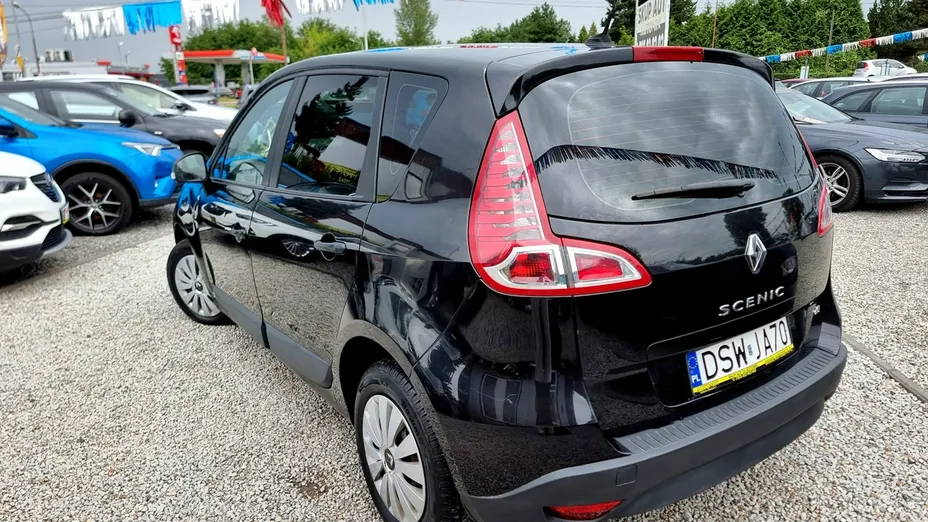 RENAULT Scenic -