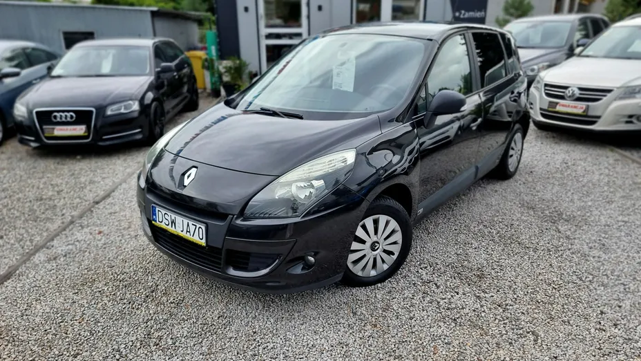 RENAULT Scenic -