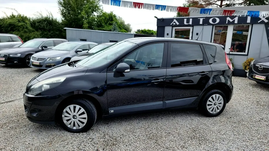 RENAULT Scenic -