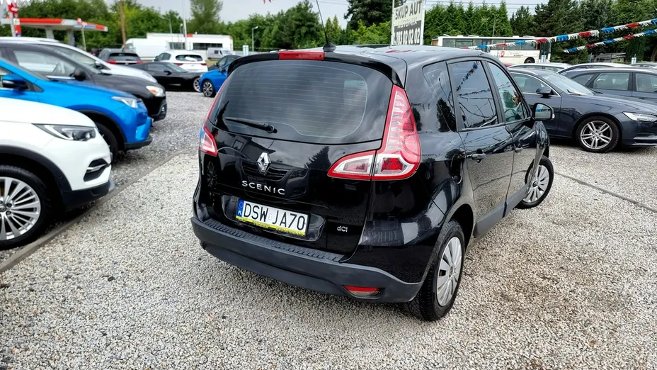 RENAULT Scenic -