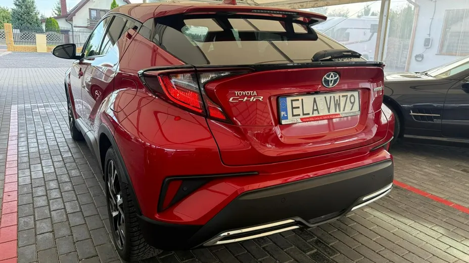 TOYOTA C-HR -