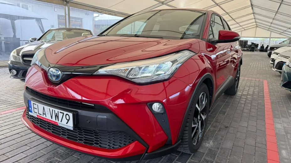 TOYOTA C-HR -