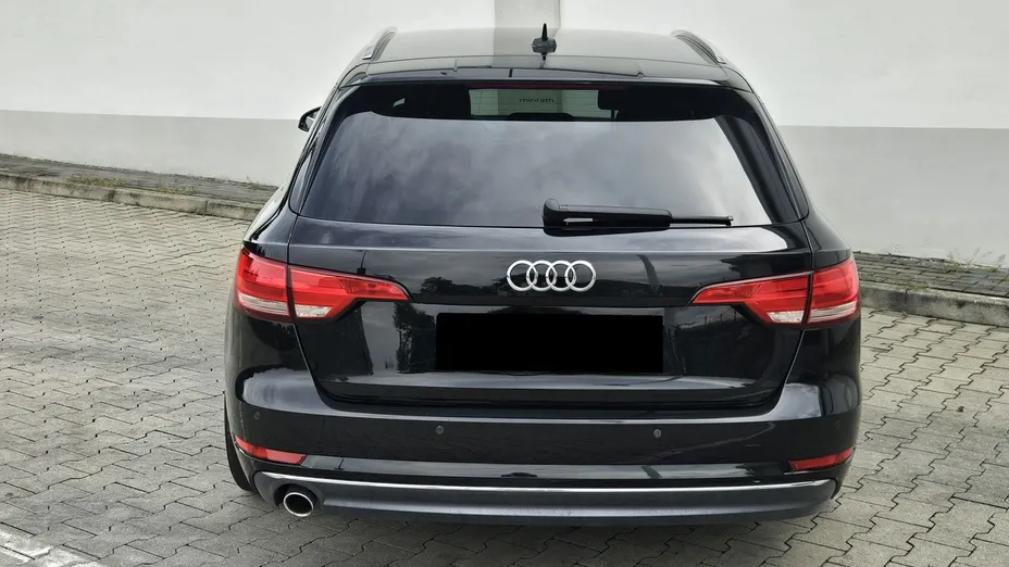 AUDI A4 Avant -