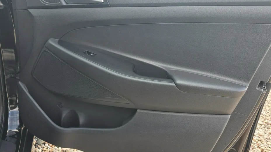 HYUNDAI Tucson -