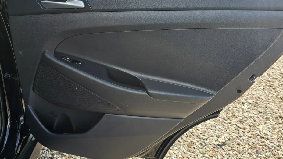 HYUNDAI Tucson -