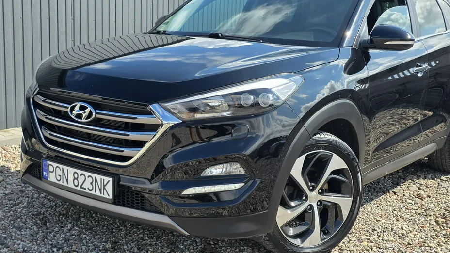 HYUNDAI Tucson -