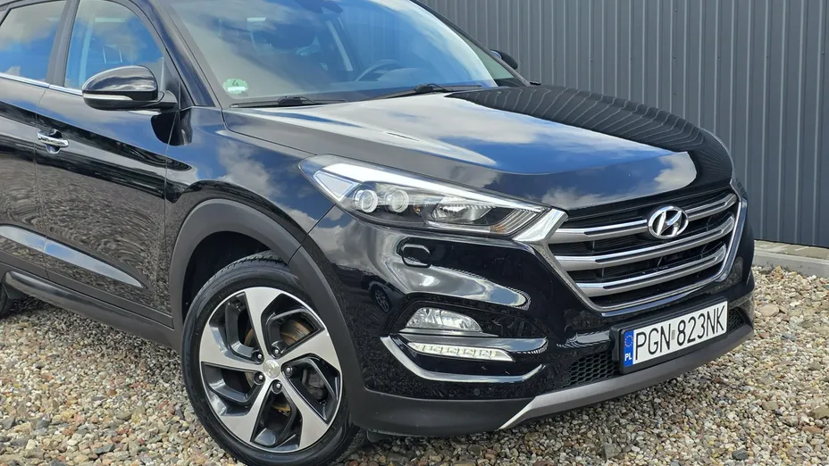 HYUNDAI Tucson -
