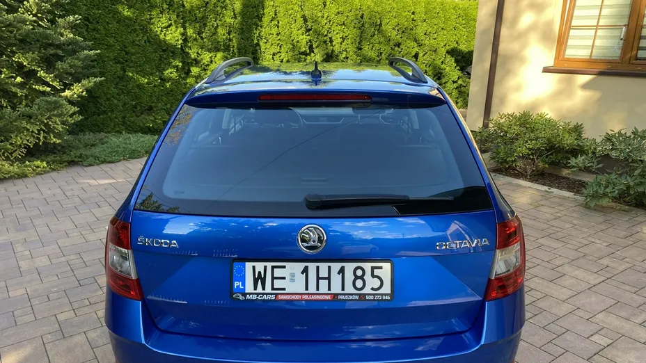 SKODA Octavia -