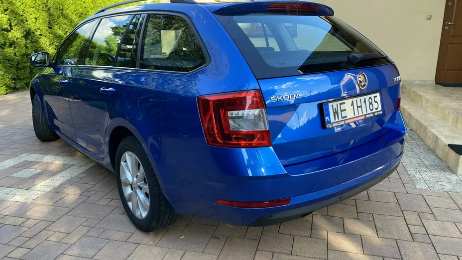 SKODA Octavia -