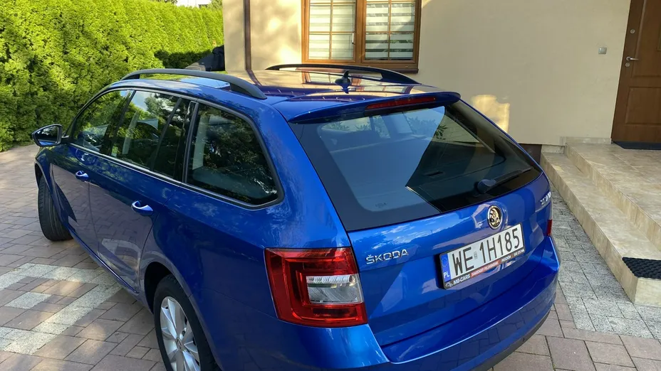 SKODA Octavia -