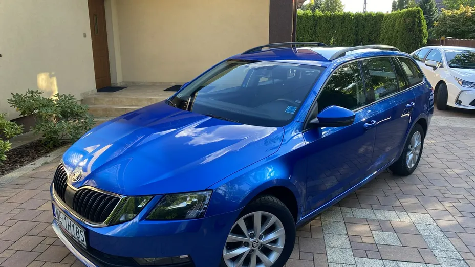 SKODA Octavia -