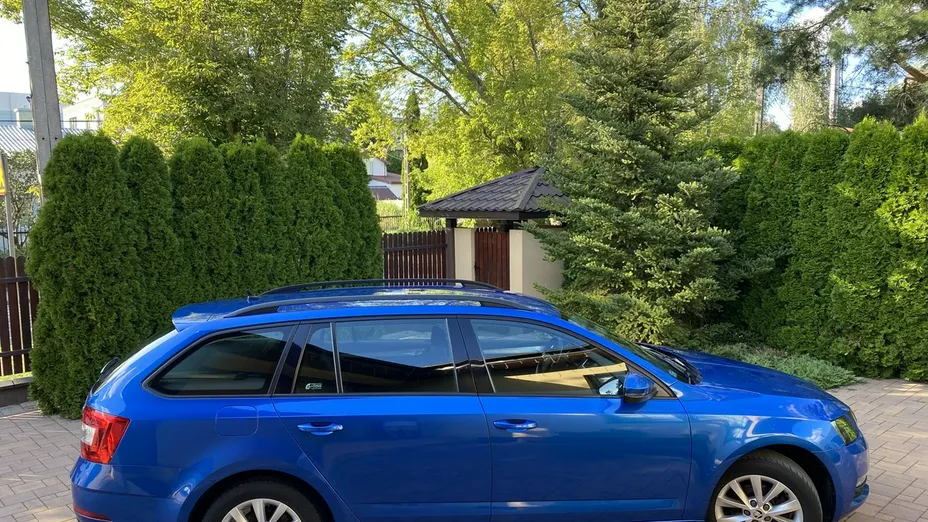 SKODA Octavia -