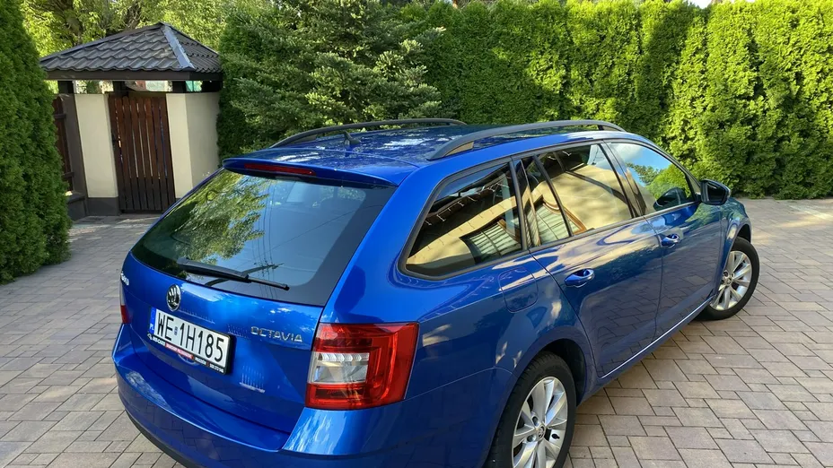 SKODA Octavia -