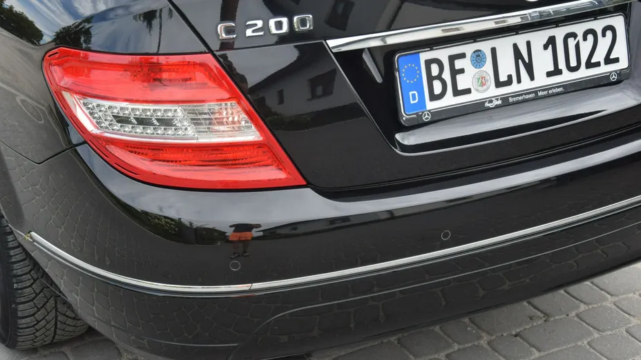 MERCEDES-BENZ C Klasa -