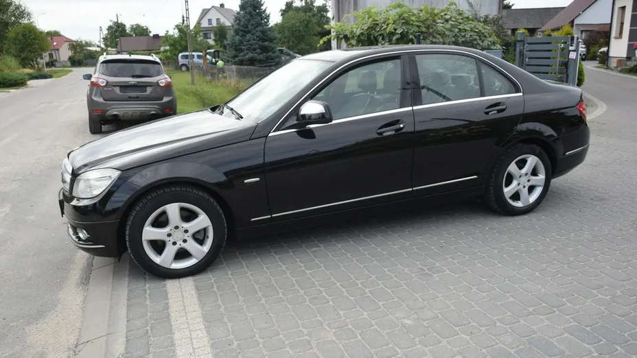 MERCEDES-BENZ C Klasa -