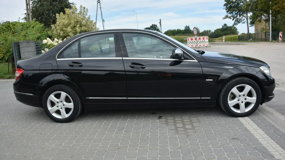 MERCEDES-BENZ C Klasa -