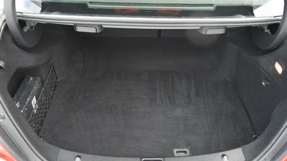 MERCEDES-BENZ C Klasa -