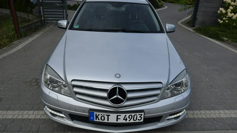 MERCEDES-BENZ C Klasa -