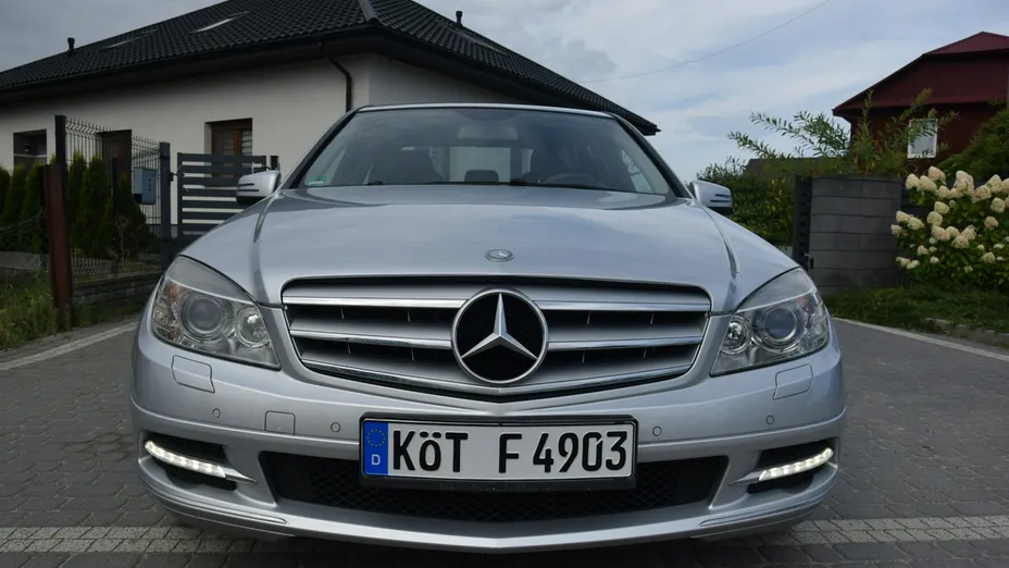 MERCEDES-BENZ C Klasa -
