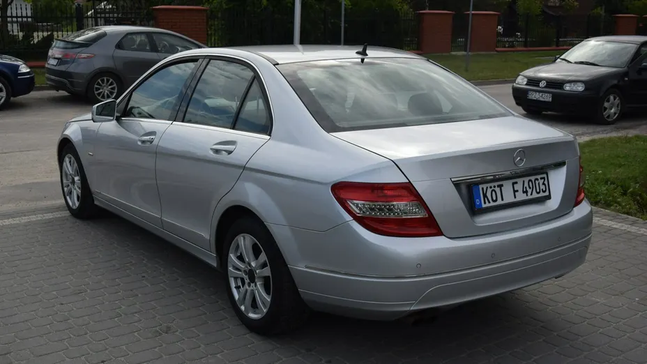 MERCEDES-BENZ C Klasa -