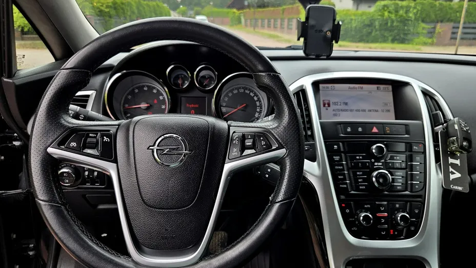 OPEL Astra -