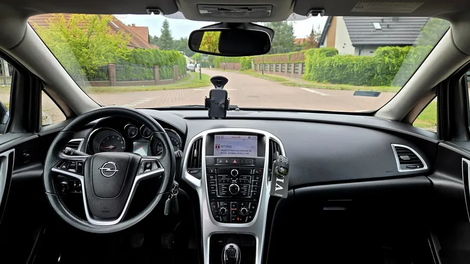 OPEL Astra -