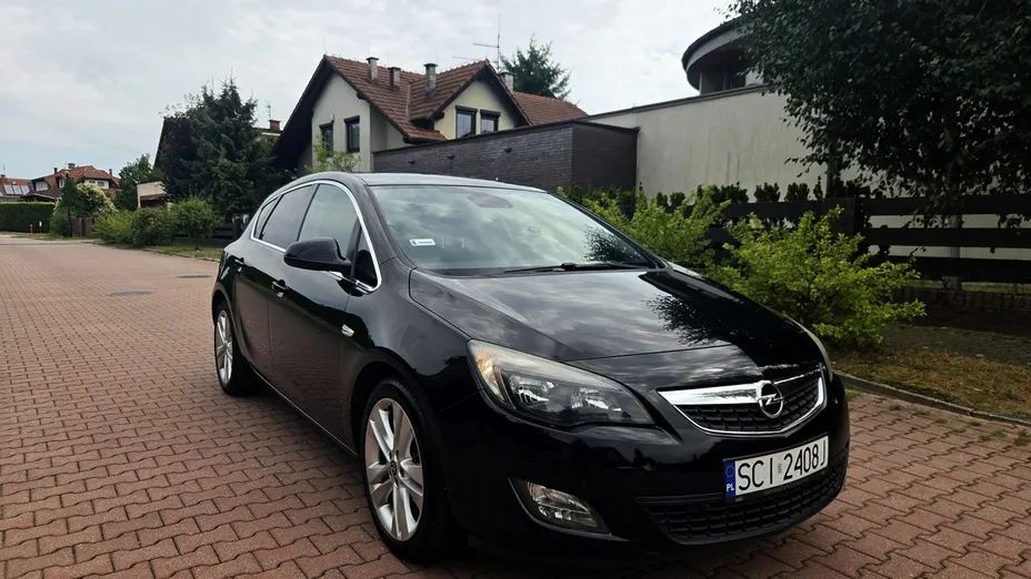 OPEL Astra -