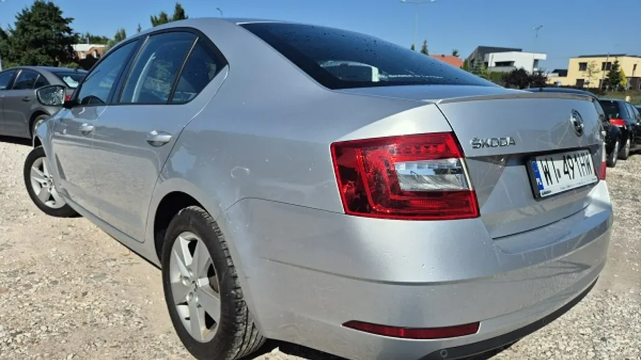 SKODA Octavia -