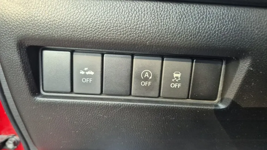 SUZUKI Swift -