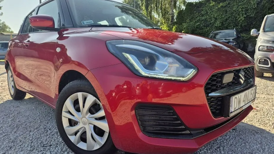 SUZUKI Swift -