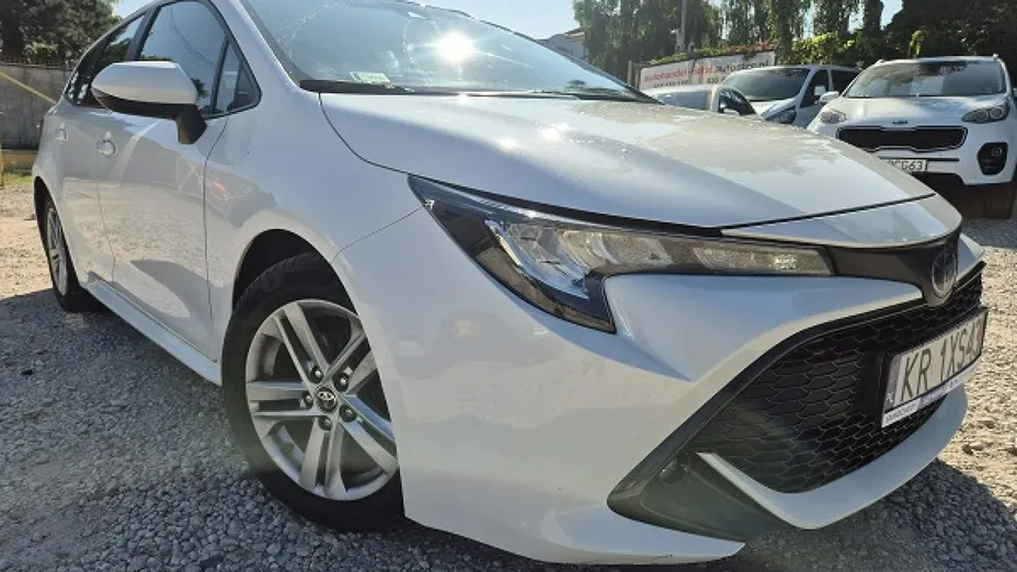 TOYOTA Corolla -